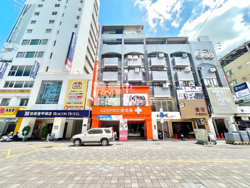 逢甲12期整棟17間角間店套房屋室內格局與周邊環境