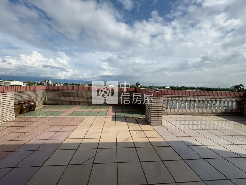 文化路尾合法農舍房屋室內格局與周邊環境