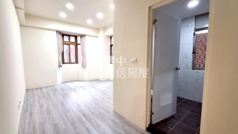 頭家國小榮興商圈稀有四房房屋室內格局與周邊環境