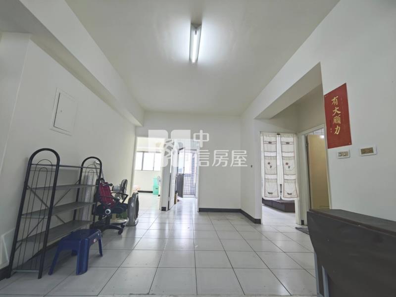 文心國小電梯大三房房屋室內格局與周邊環境