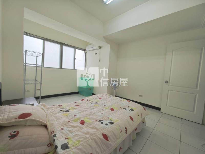文心國小電梯大三房房屋室內格局與周邊環境