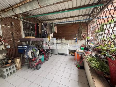 屏東房屋-莊敬街面寬透天房屋室內格局與周邊環境