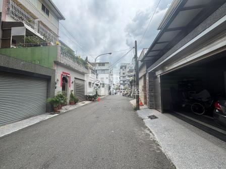 屏東房屋-莊敬街面寬透天房屋室內格局與周邊環境