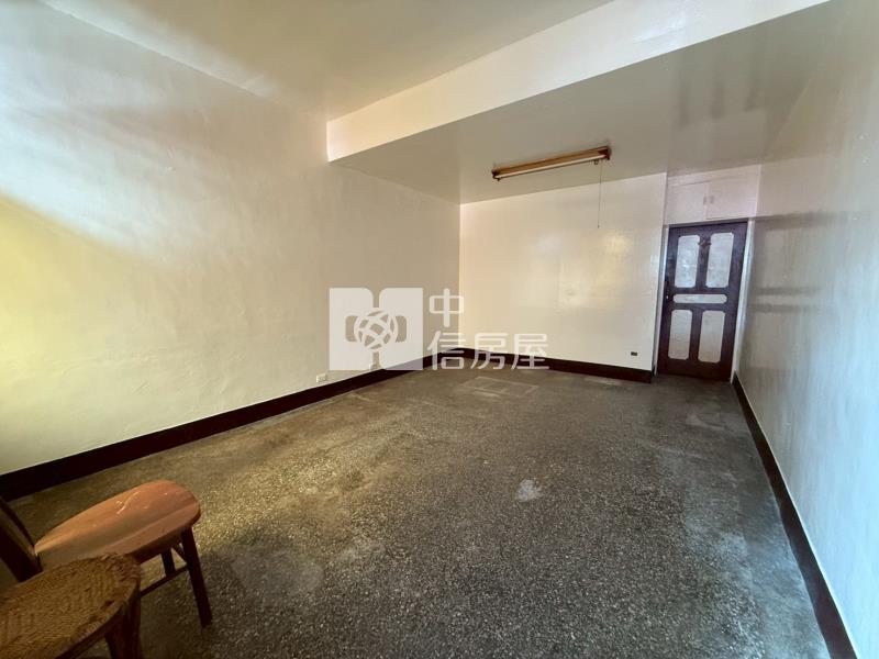 近南區大地坪臨路透天房屋室內格局與周邊環境