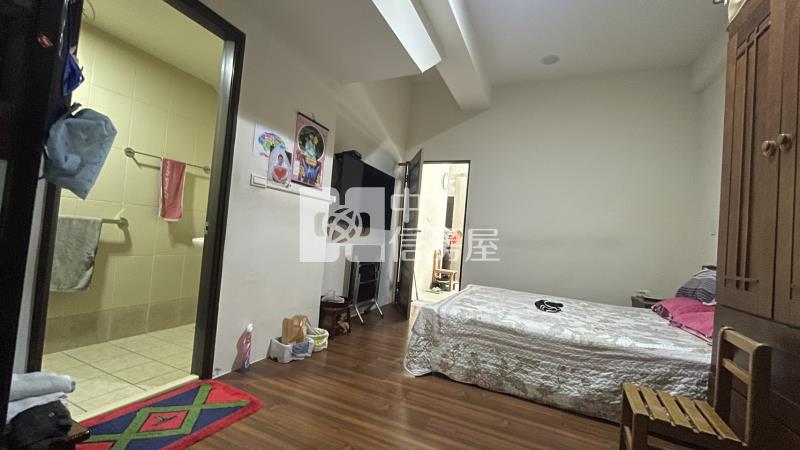 竹東仁愛棒球場輕屋齡社區別墅房屋室內格局與周邊環境