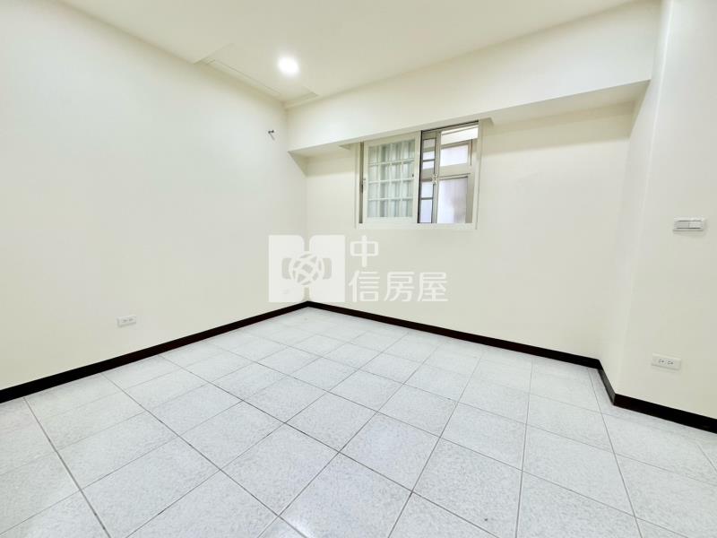 【安家】中壢龍岡國小電梯美三房房屋室內格局與周邊環境