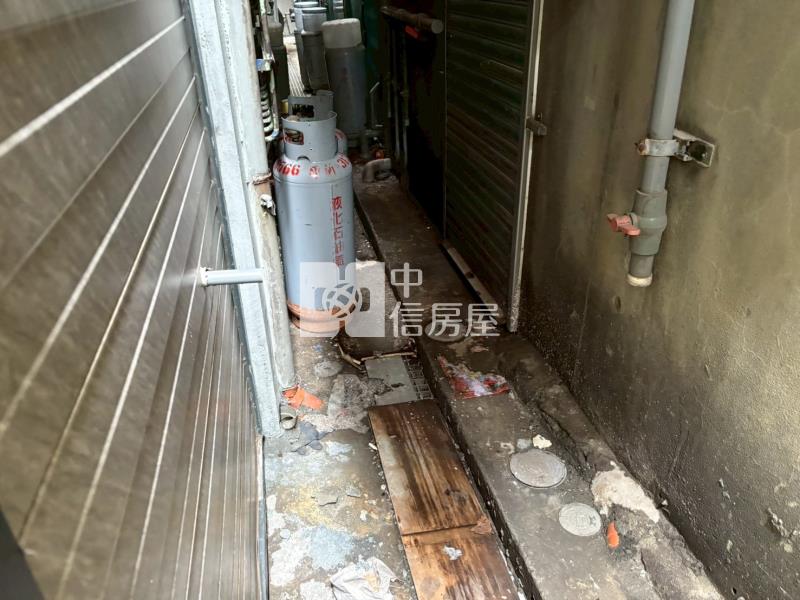 高醫吉林商圈翻新透天3樓房屋室內格局與周邊環境