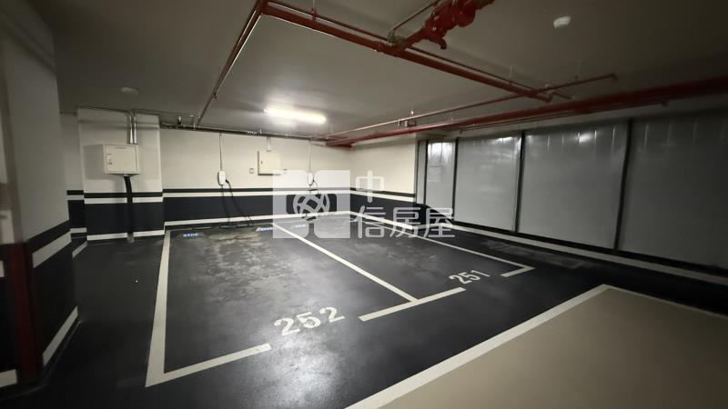 青埔A18高鐵站前景觀3房車房屋室內格局與周邊環境
