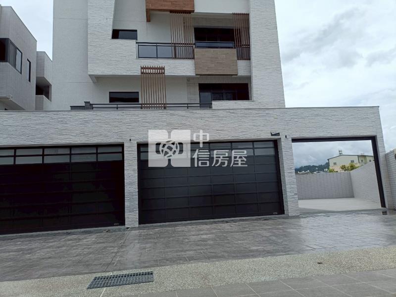 古坑獨棟雙車位電梯別墅房屋室內格局與周邊環境