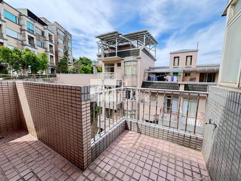 楊梅交流道整新夏威夷透天房屋室內格局與周邊環境