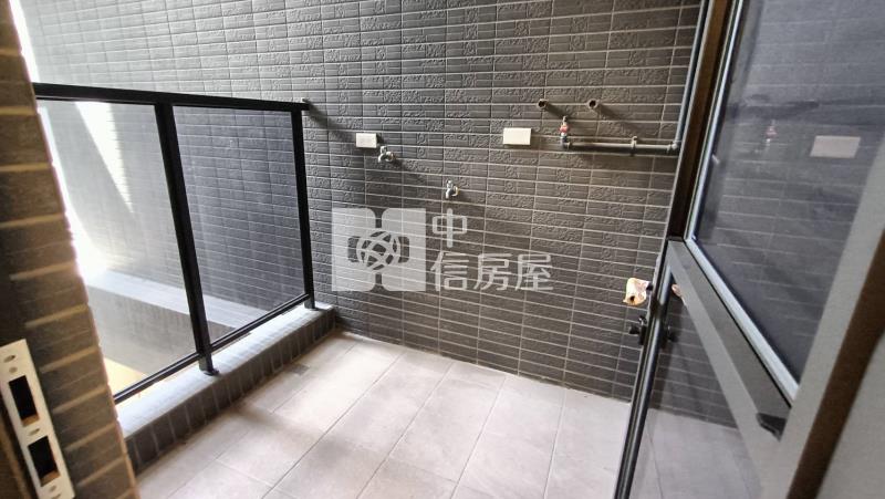 大社電梯美三房平車房屋室內格局與周邊環境