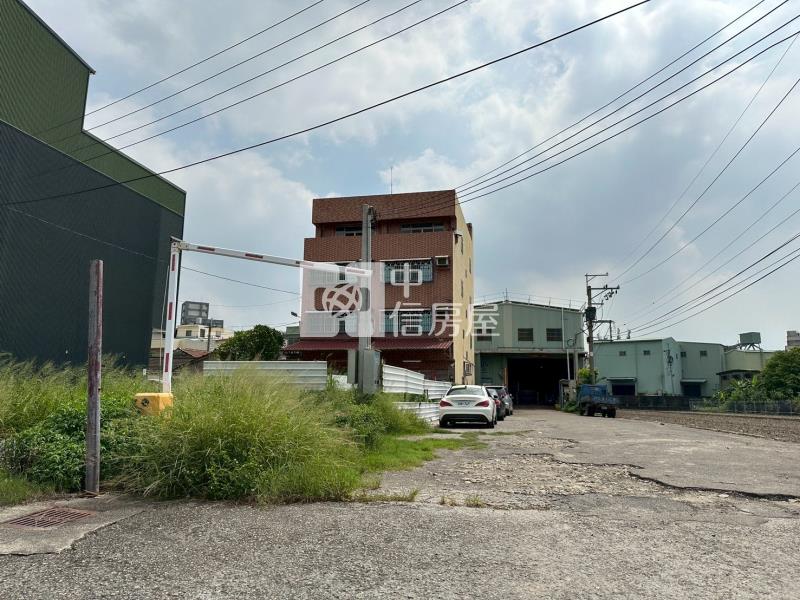 烏日特登農建地廠房房屋室內格局與周邊環境