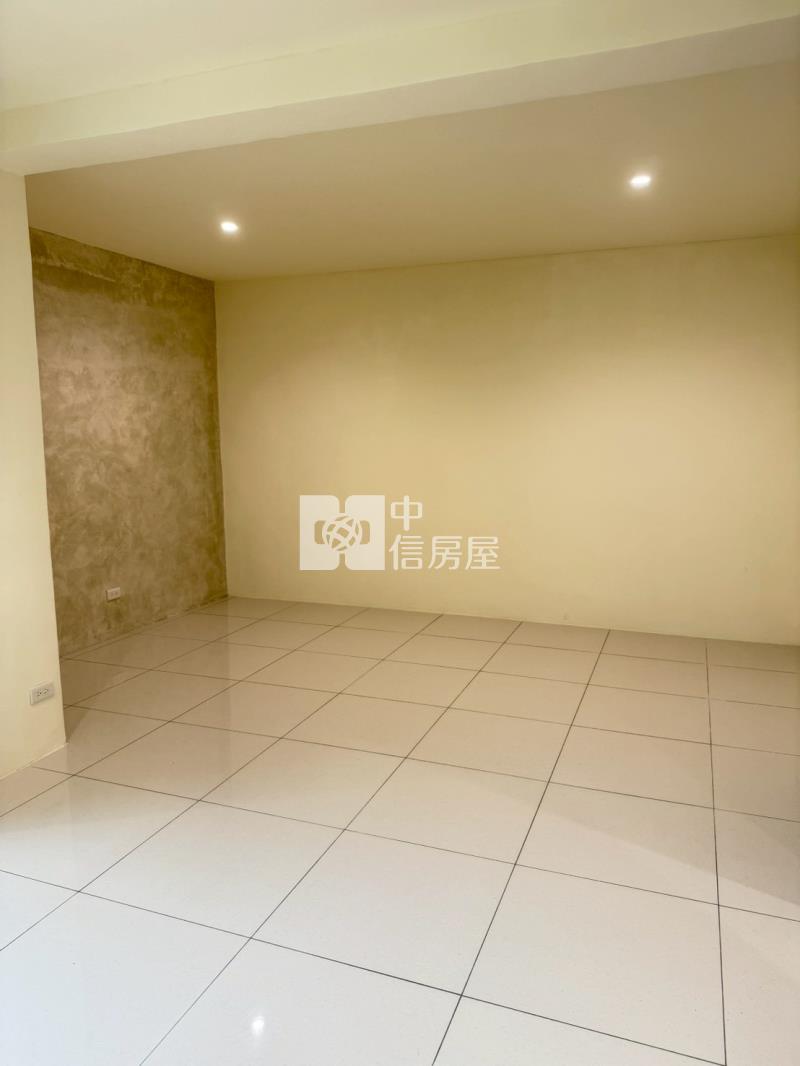 龍潭民族路透天房屋室內格局與周邊環境