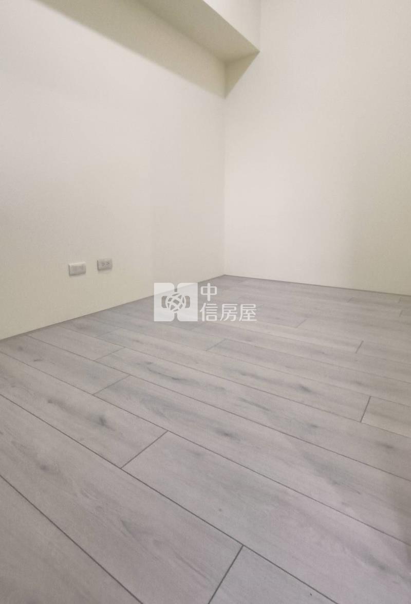 松丹達麗全新三房+平車房屋室內格局與周邊環境