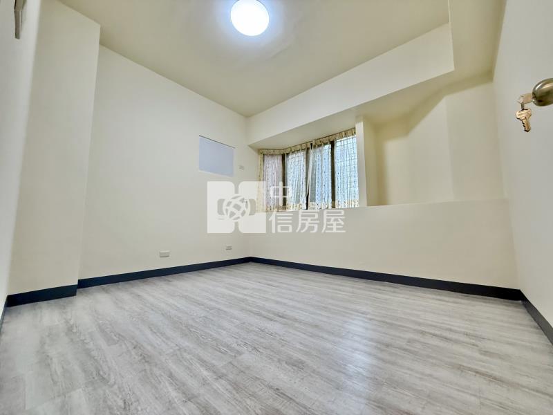 最夯民俗公園文心崇德捷運有管理員3房車位養老宅房屋室內格局與周邊環境