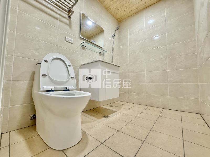 最夯民俗公園文心崇德捷運有管理員3房車位養老宅房屋室內格局與周邊環境