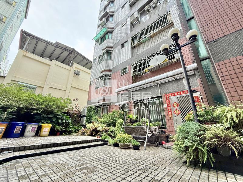 最夯民俗公園文心崇德捷運有管理員3房車位養老宅房屋室內格局與周邊環境