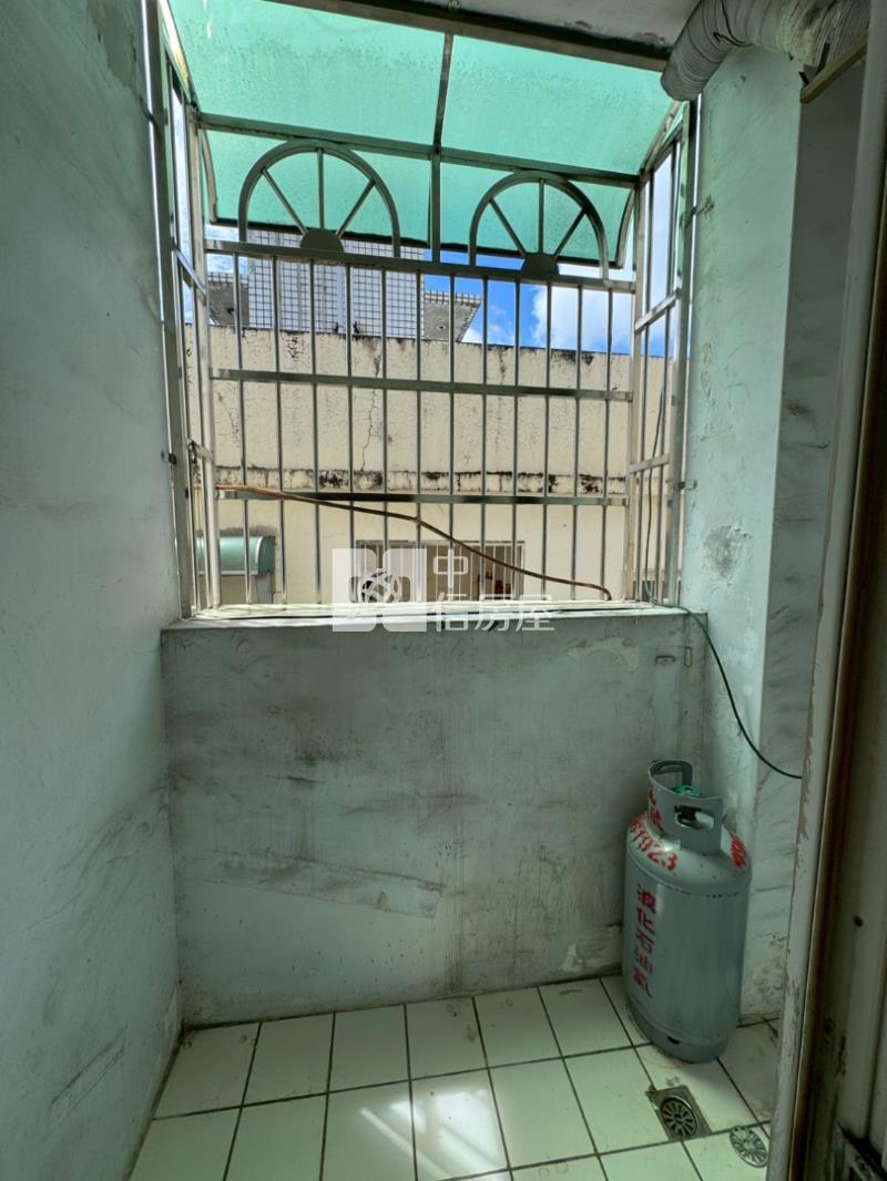 宋屋國小旁大三房美公寓房屋室內格局與周邊環境