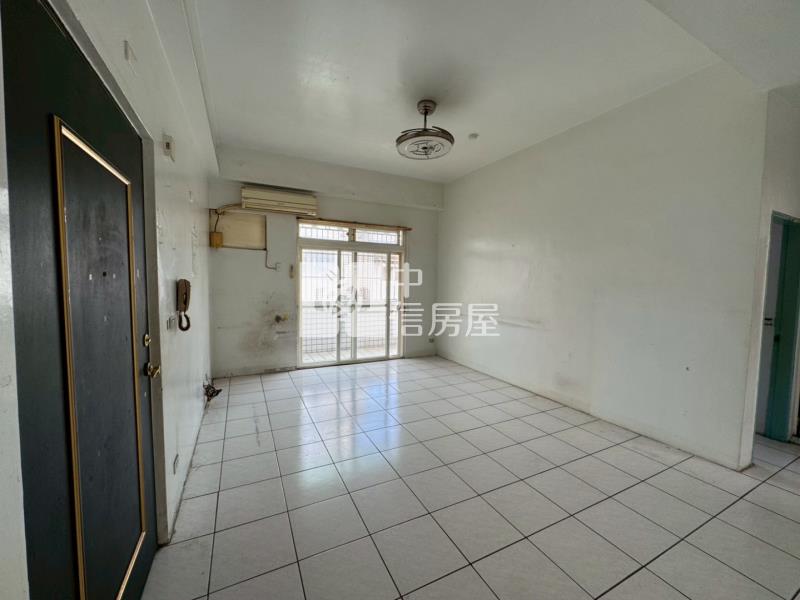 宋屋國小旁大三房美公寓房屋室內格局與周邊環境