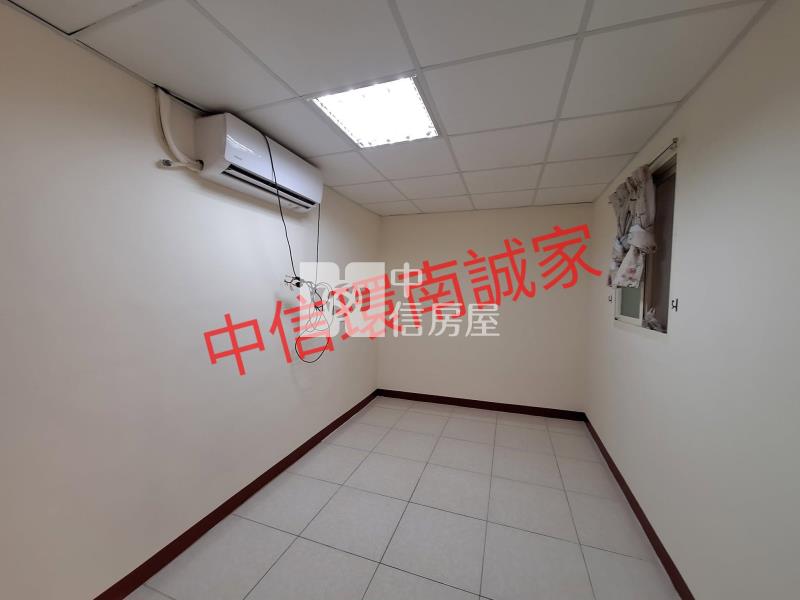 山仔頂商圈邊間活巷透天房屋室內格局與周邊環境