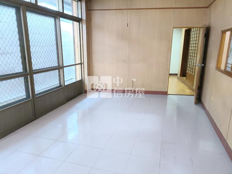 中興特區.百地坪獨棟大宅.3客廳(建物未保登)房屋室內格局與周邊環境