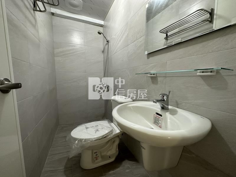 屏東房屋《崇蘭透天》房屋室內格局與周邊環境