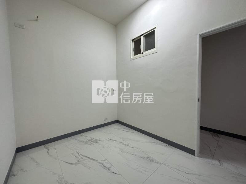 屏東房屋《崇蘭透天》房屋室內格局與周邊環境