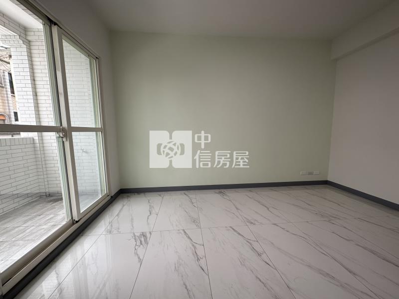 屏東房屋《崇蘭透天》房屋室內格局與周邊環境