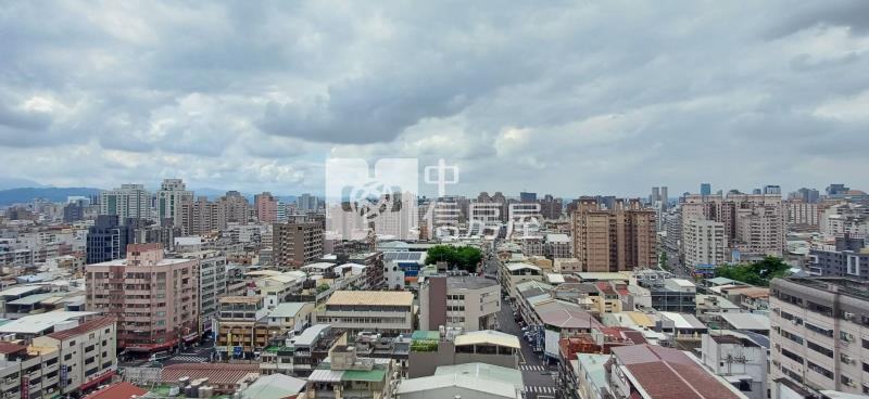 巴黎第六區捷運大平車房屋室內格局與周邊環境