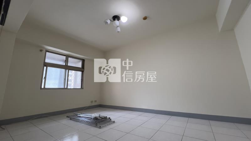 【安家】專任-海華SOGO商圈【市府豪門】超大三房車房屋室內格局與周邊環境
