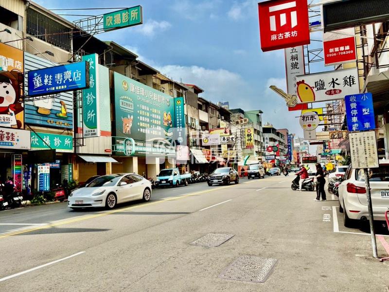 崇德漢口商圈套房+車位（專任）房屋室內格局與周邊環境