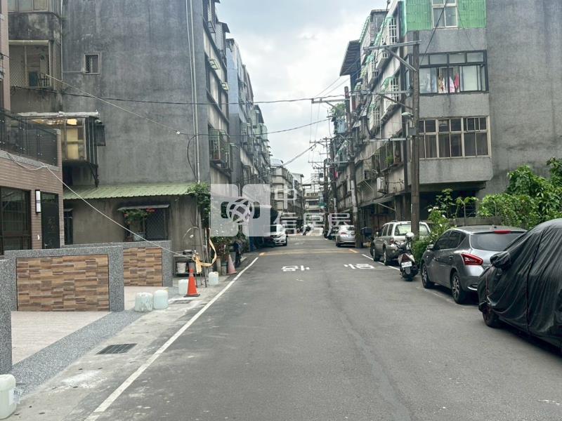 EY02八德全新臻美電梯別墅-1房屋室內格局與周邊環境