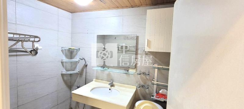 專任領袖江山房屋室內格局與周邊環境
