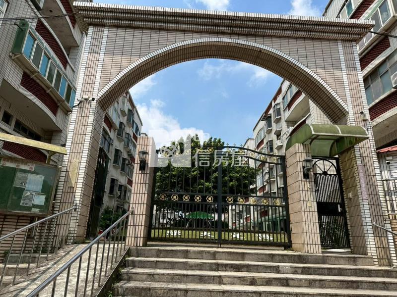 陽光大綠地電梯2房房屋室內格局與周邊環境