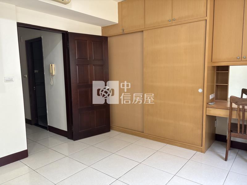 D012A華納精選透天房屋室內格局與周邊環境