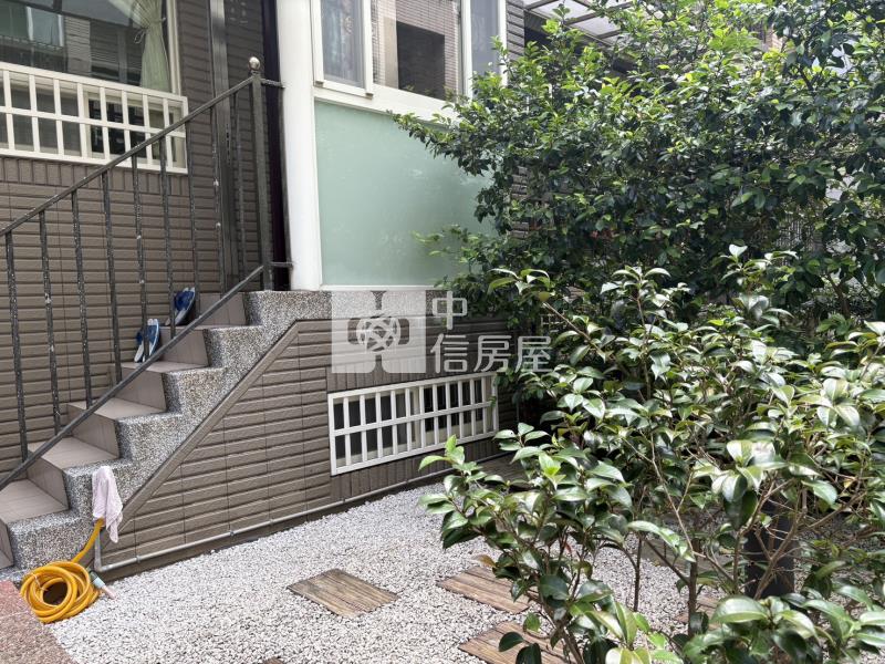 D012A華納精選透天房屋室內格局與周邊環境