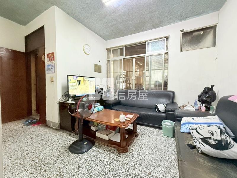 立新國小低總價透天房屋室內格局與周邊環境