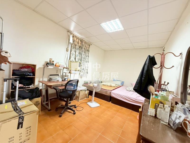 立新國小低總價透天房屋室內格局與周邊環境