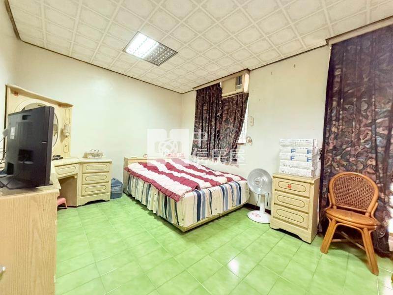 立新國小低總價透天房屋室內格局與周邊環境