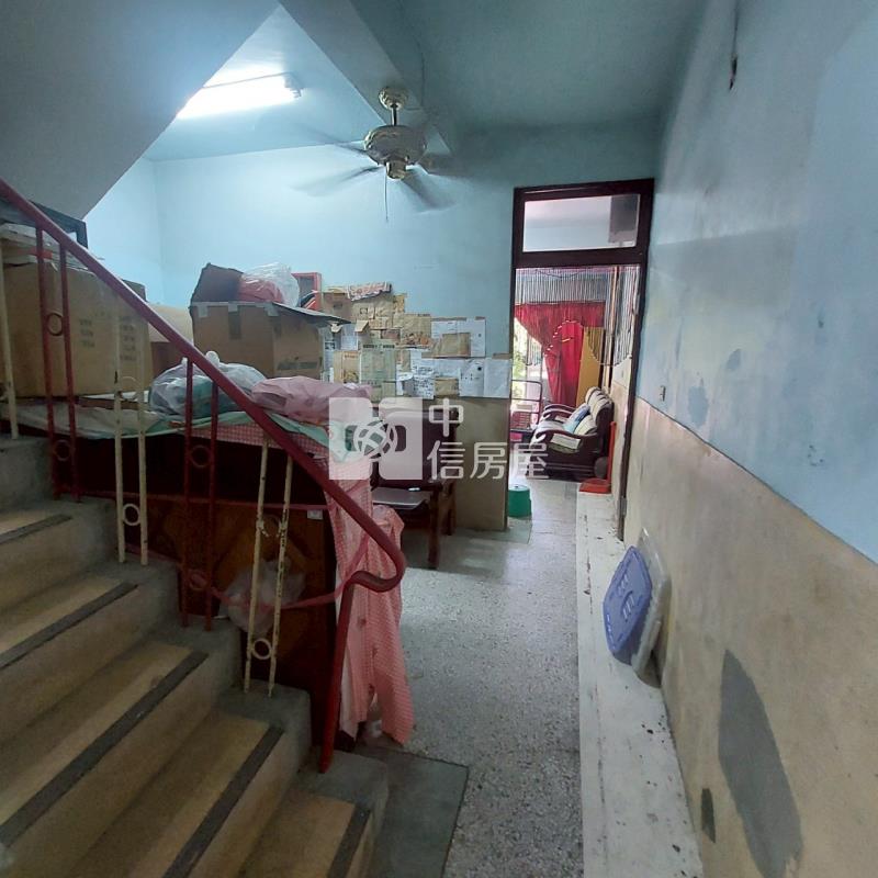 鎮北路雙透天房屋室內格局與周邊環境