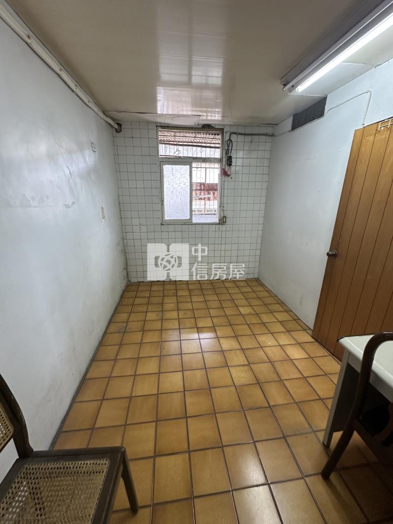 【神馬】龜山巨蛋5房公寓(需整理)房屋室內格局與周邊環境