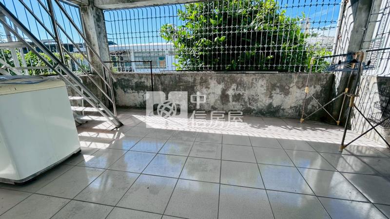 A1-21市區近公園雅致別墅房屋室內格局與周邊環境