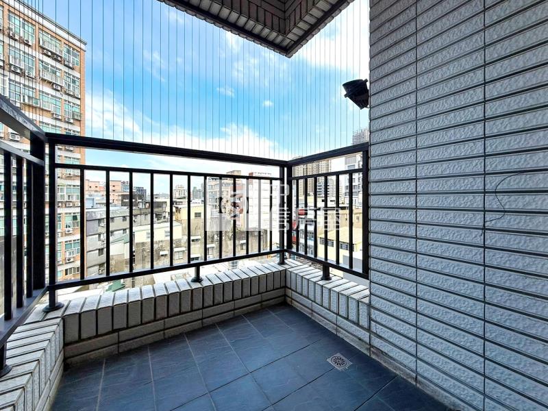 西大採光景觀三房房屋室內格局與周邊環境