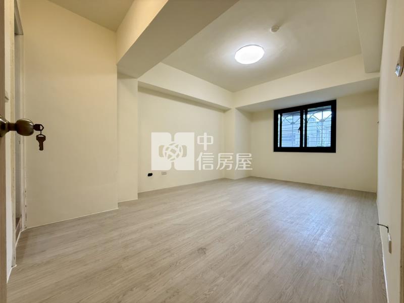 東榮&益民商圈室內整理三房車位房屋室內格局與周邊環境