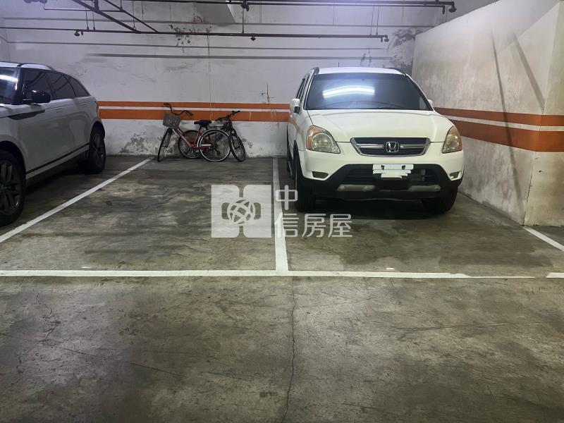 錦繡中國大三房平車房屋室內格局與周邊環境