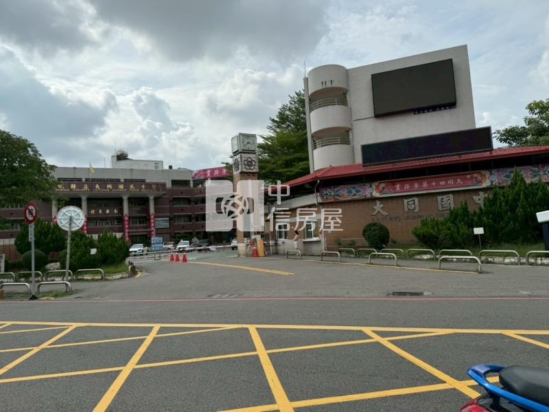 員林市中心大同學區大坪數松柏雙子星華廈房屋室內格局與周邊環境