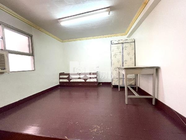 勝利商圈透天房屋室內格局與周邊環境