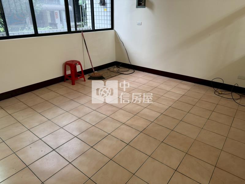 雙學區低總價透天別墅房屋室內格局與周邊環境