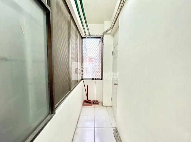 永安路全新裝潢2房電梯華廈房屋室內格局與周邊環境