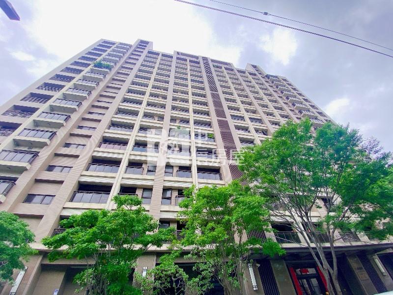 佳泰捷郡機捷大3房房屋室內格局與周邊環境